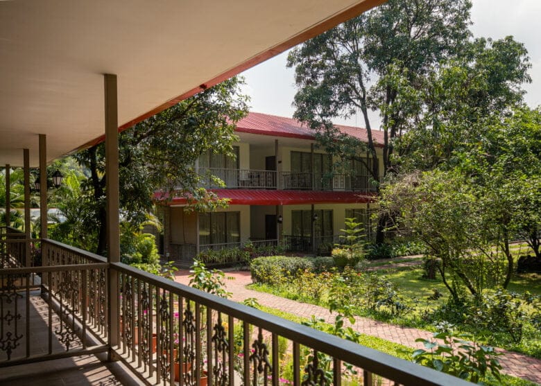 lawn view rooms`
